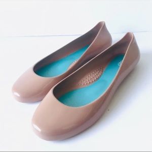 Oka b. woman’s ballet shoes